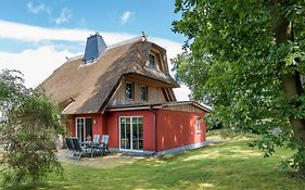 An den Eichen 1